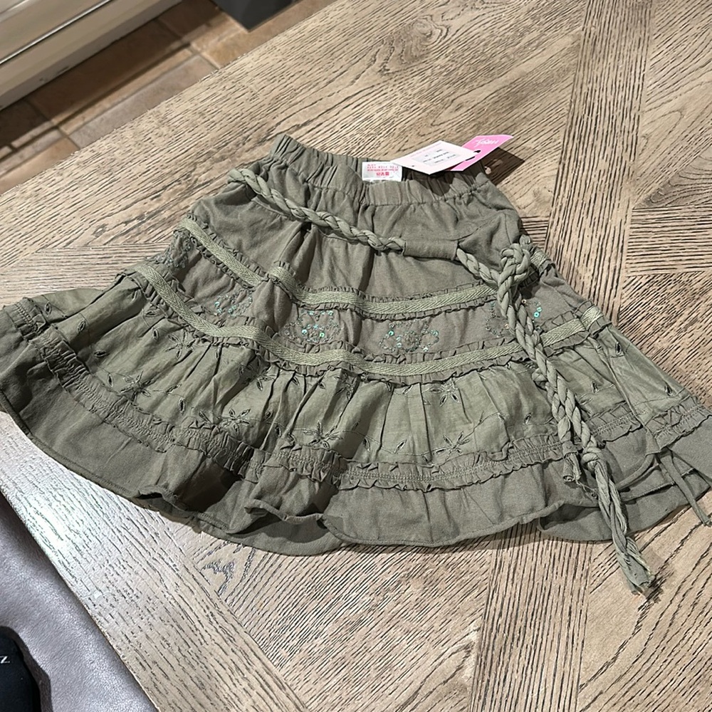 NWT Mish girl size 3 skir